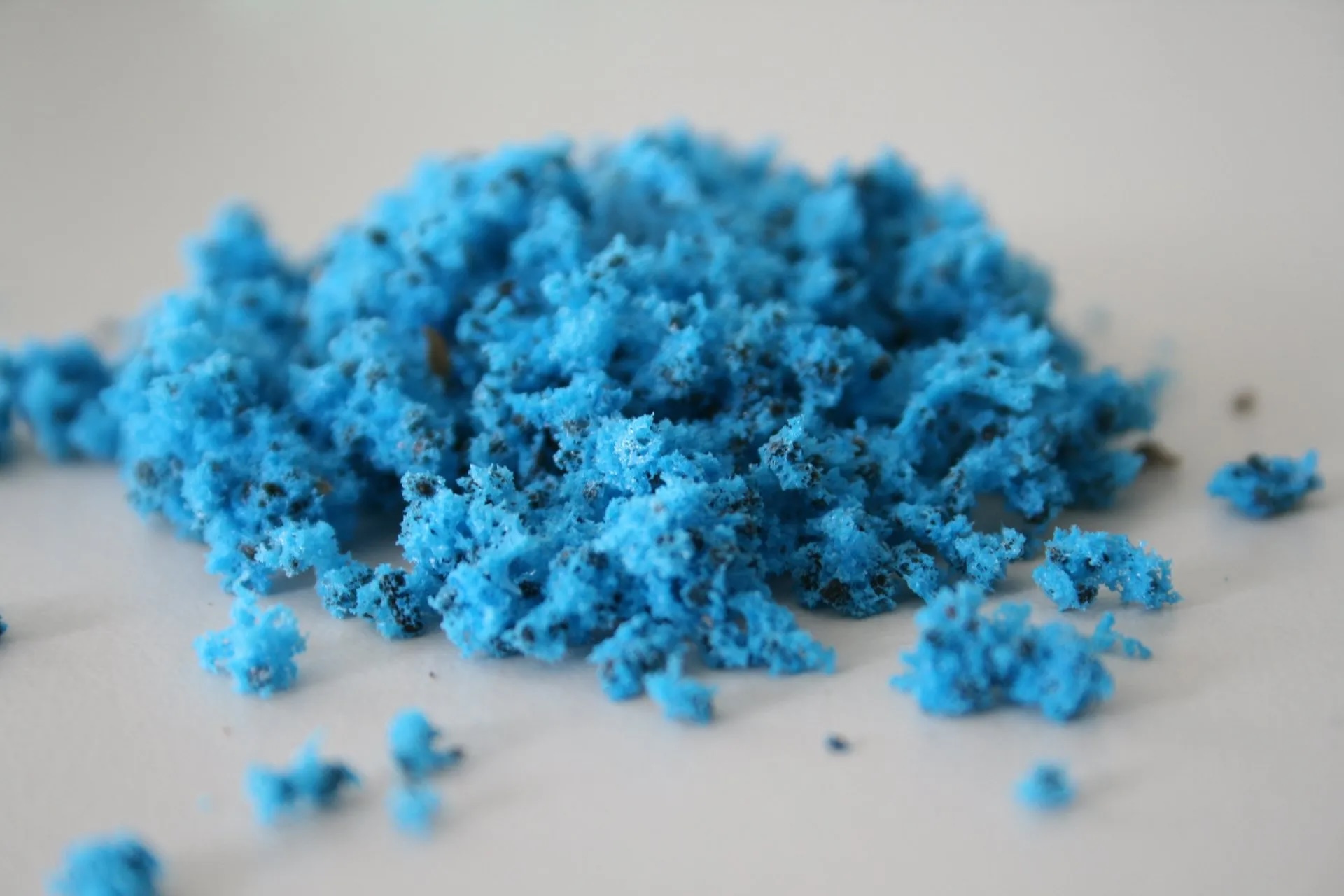 Umweltfreundliches Envira-Sponge Strahlmittel für staubarmes Strahlen von Rifatec GmbH